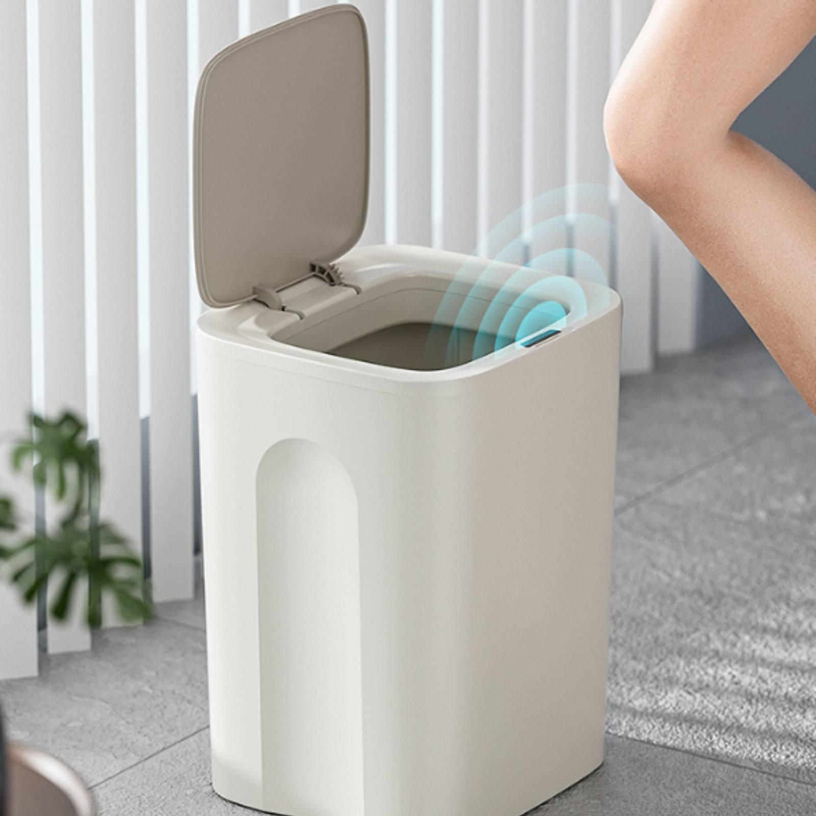 Poubelle Intelligente à Capteu - Smart Home Junkie avis et prix